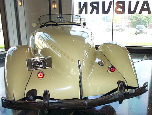 1935 Auburn 851 Speedsterrear.jpg